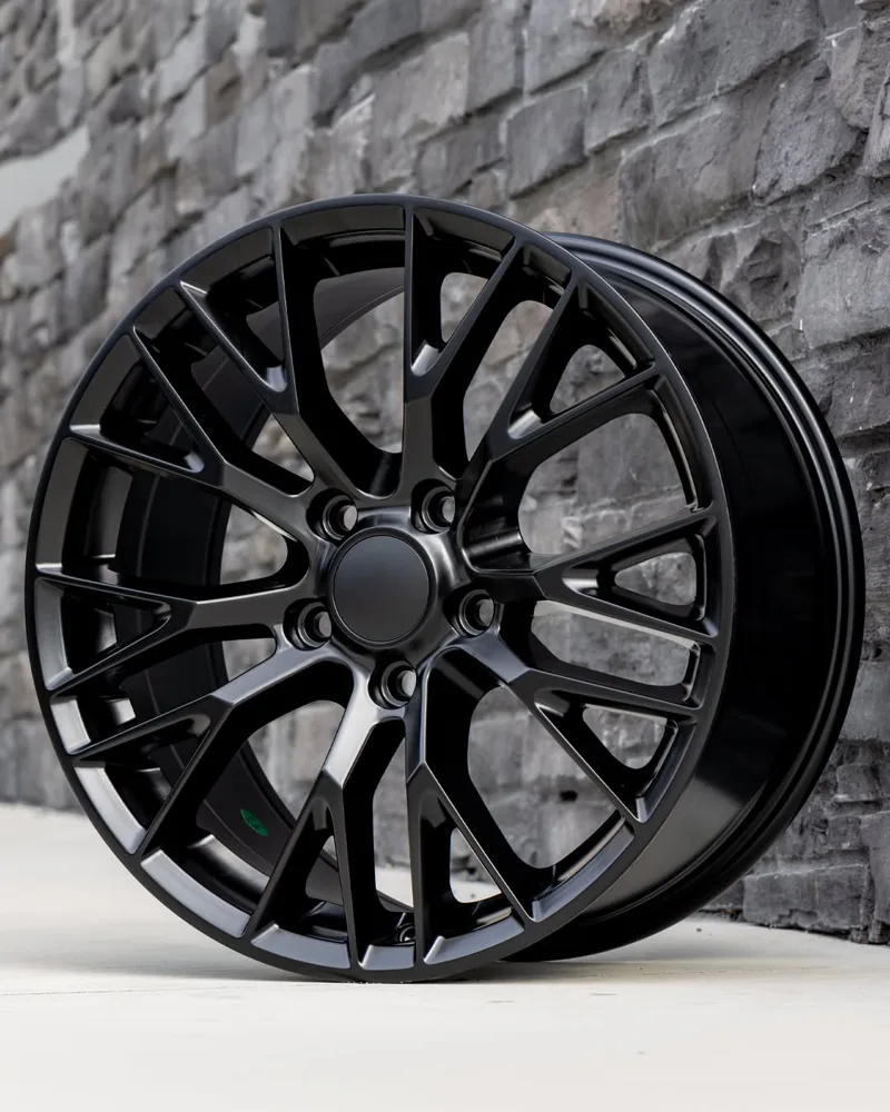Gloss black multi-spoke alloy rim